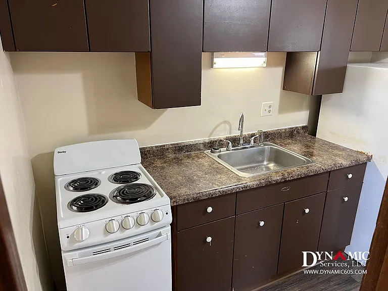 217 S Summit Ave — Photo 10