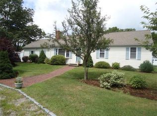 14 Chickadee Ln, West Yarmouth, MA 02673