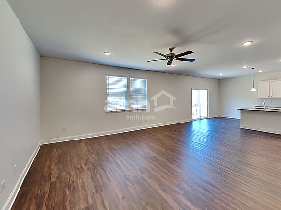 5th image of 3761 Blackshear Pl
