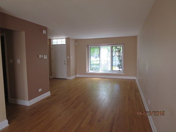 3rd image of 2300 N Nagle Ave