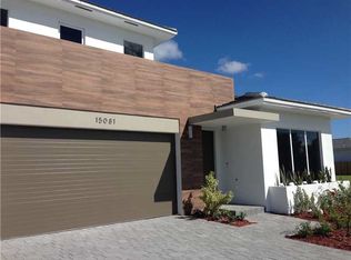 15081 SW 170th Ter, Miami, FL 33187