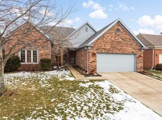 5260 Faye Ct, Carmel, IN 46033