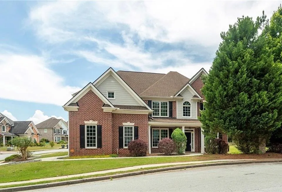 820 Arbor Way