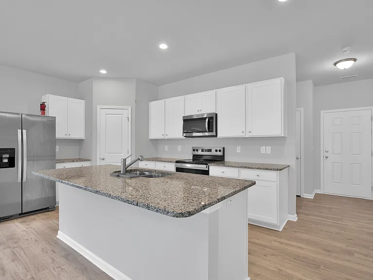 198 Greenoak Trl — Photo 23
