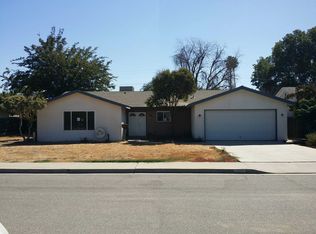 391 W Glendale Ave, Lemoore, CA
