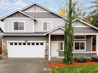 320 Barry Loop, Mount Vernon, WA 98274