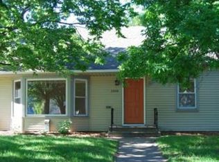 1338 6th St E, Saint Paul, MN 55106