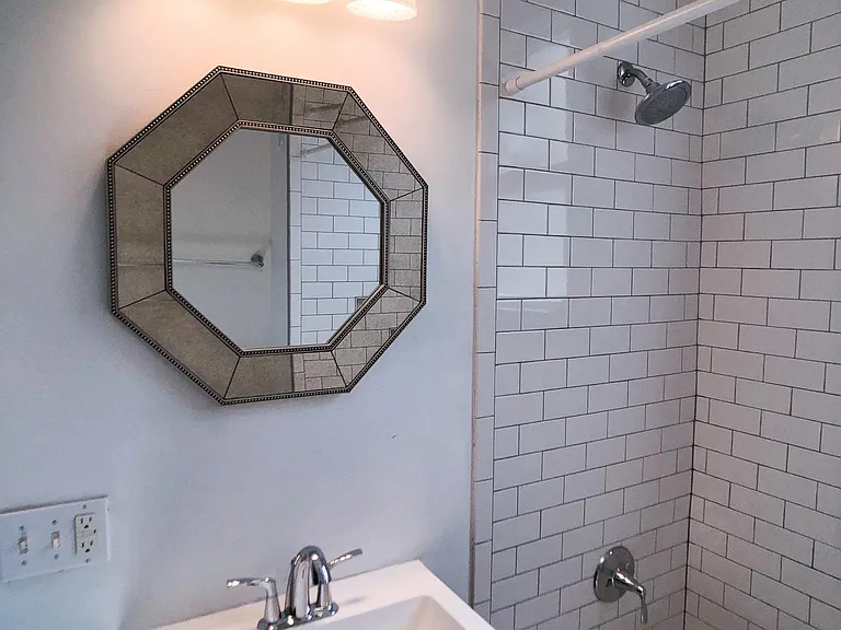 1813 Elliott Ave — Photo 15