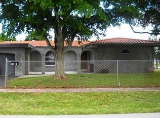 950 SW 39th Ave, Fort Lauderdale, FL 33312