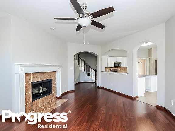 5th image of 7945 Vista Hill Ln
