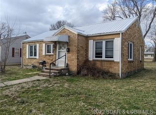 11316 Willow Creek Rd, Versailles, MO 65084