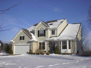 3947 Steamboat Ct, Ann Arbor, MI 48108