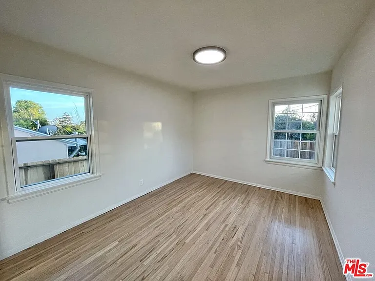 3501 May St — Photo 8