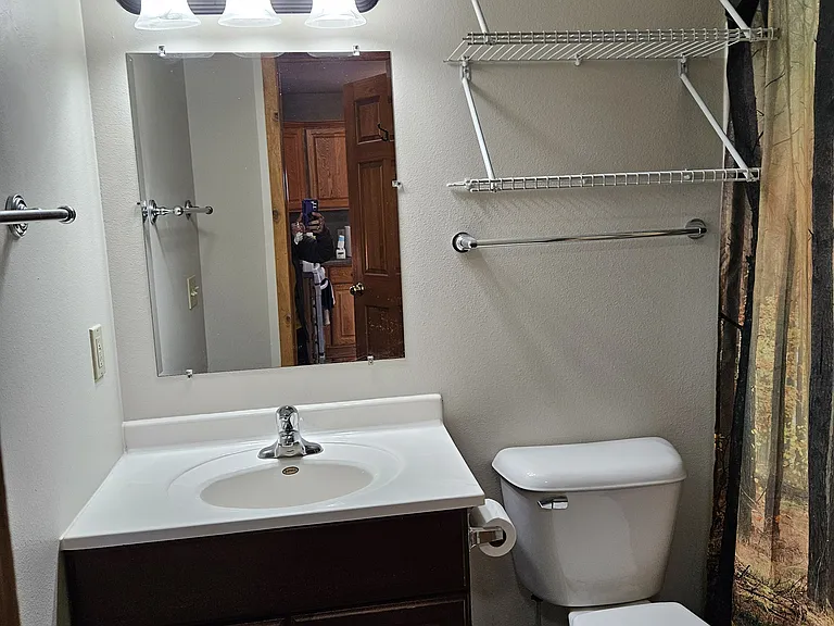 424 Overlook Ct — Photo 11
