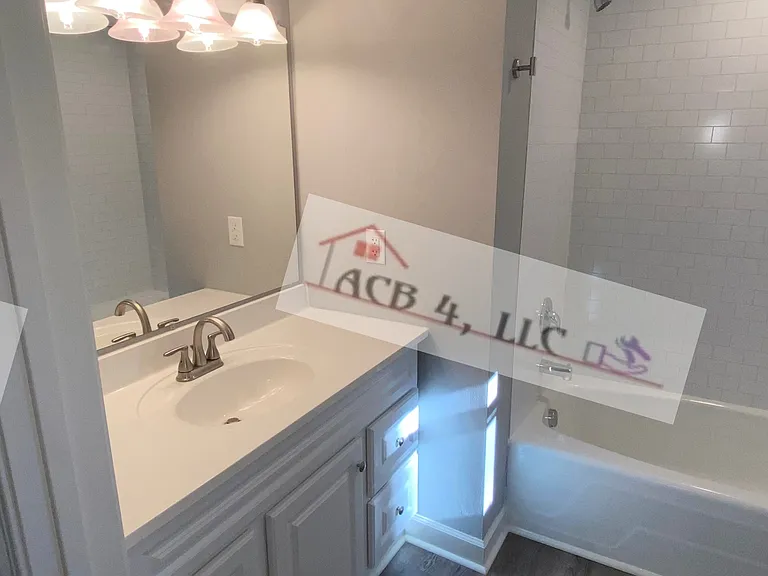 8733 Starlight Ln — Photo 11