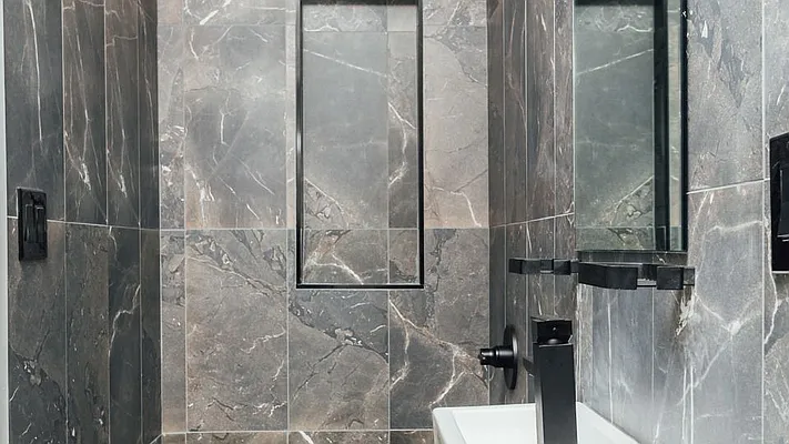 Rented by Nooklyn NYC LLC | media 90