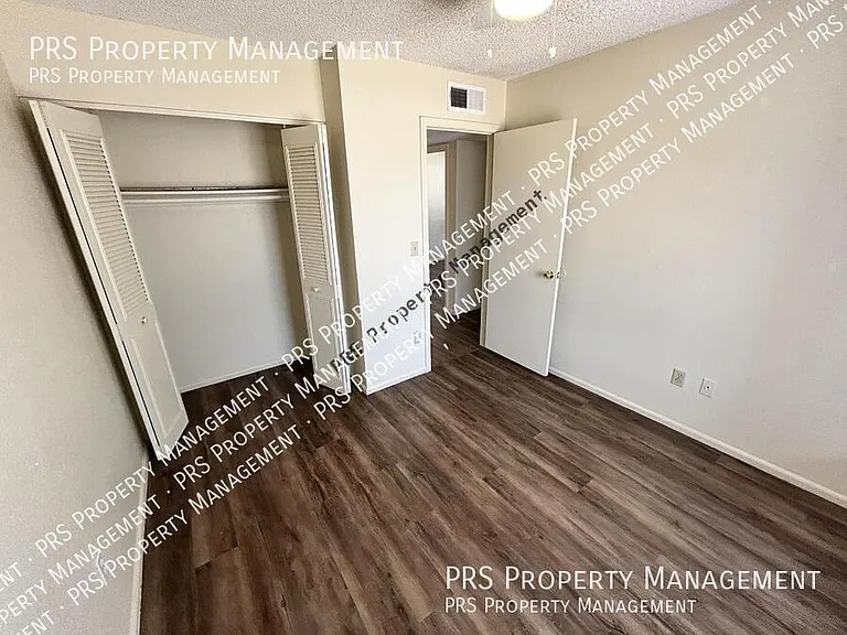 3226 N Sycamore Pl — Photo 24