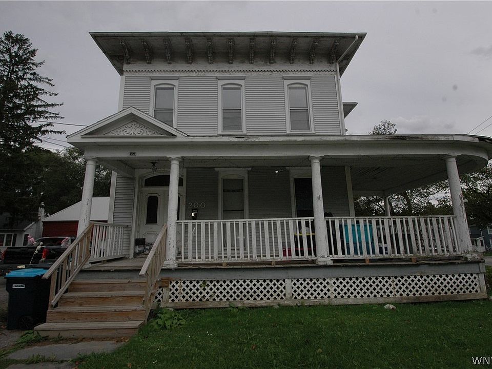 1st image of 200 State St