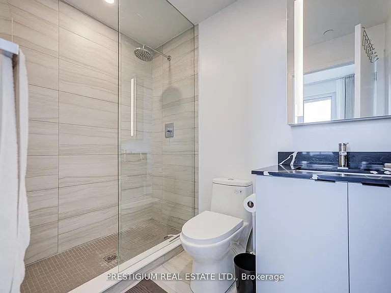 285 Dufferin St #1311 — Photo 31