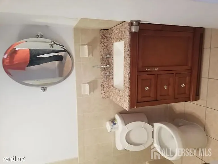804 Maple Hill Dr — Photo 18