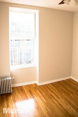 Rented by Mdrn Residential | media 13