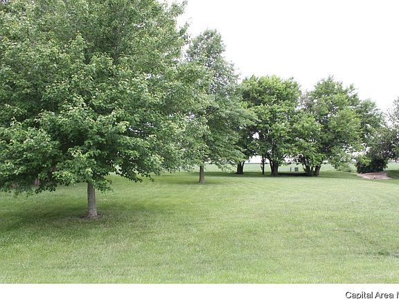 3rd image of 68 Michele Dr