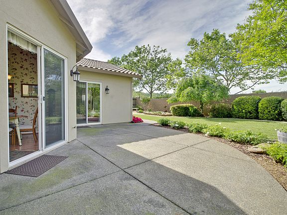 4th image of 3931 Ironwood Dr