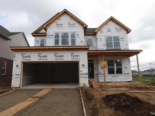 59750 Lennox Dr, Washington, MI 48094