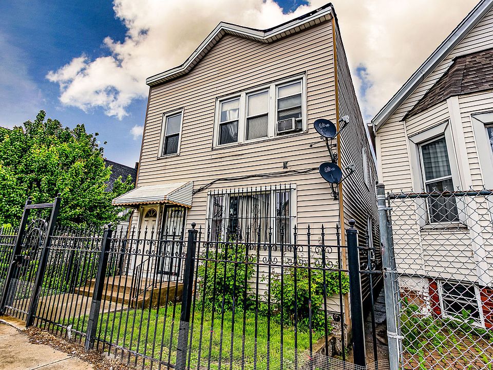 1st image of 3739 S Kedzie Ave