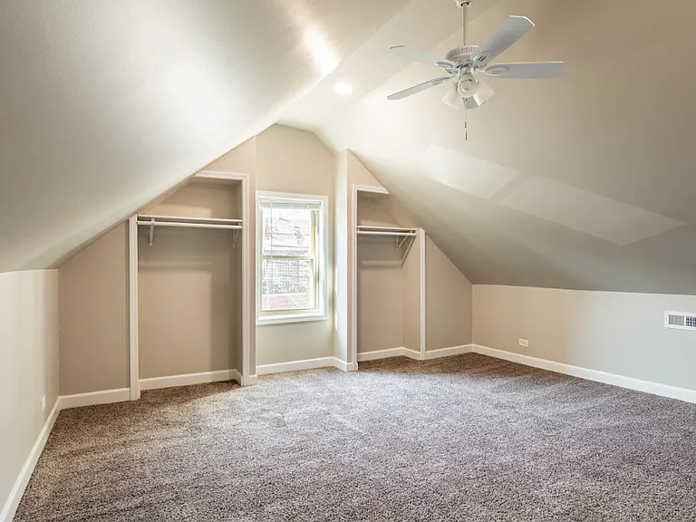 1847 W Armitage Ave #3R — Photo 11
