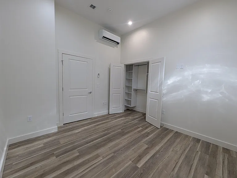 22 S Main St #202 — Photo 16
