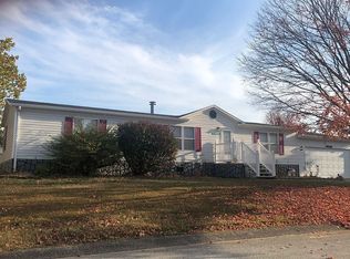 2676 S Brookfield Ln, Brookline, MO 65619