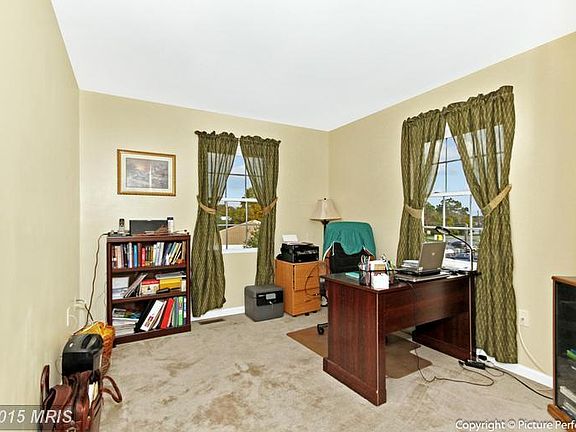 2nd image of 146 N Altamont Ave