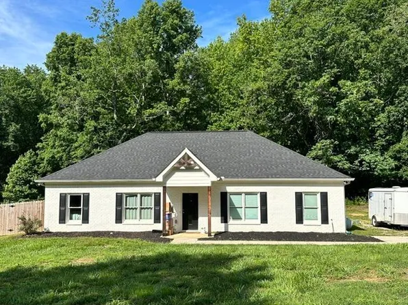 4072 Ponderosa Ln, Gainesville, GA 30506