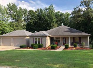 2023 Sullivan Rd, Bauxite, AR 72011