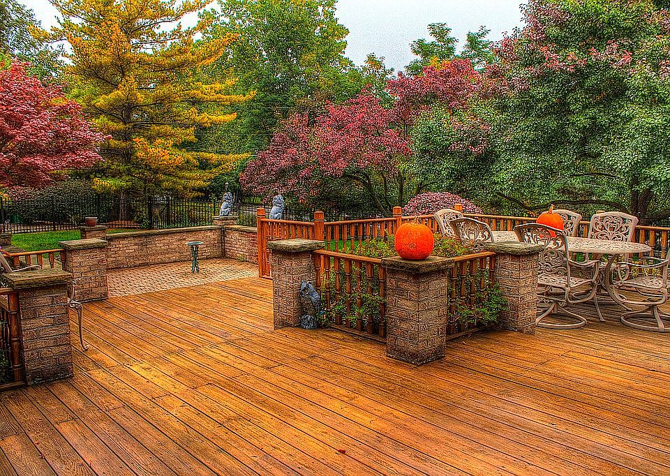 2nd image of 1 Autumn View Est