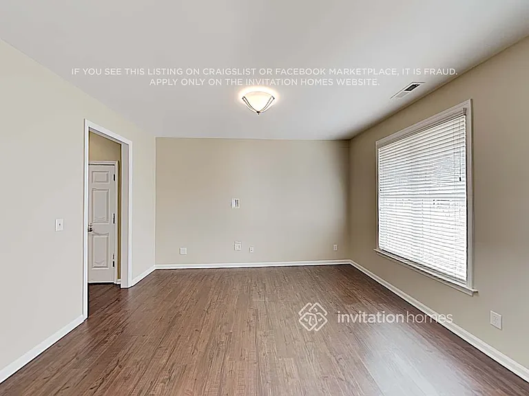 357 Collinsworth Dr — Photo 4