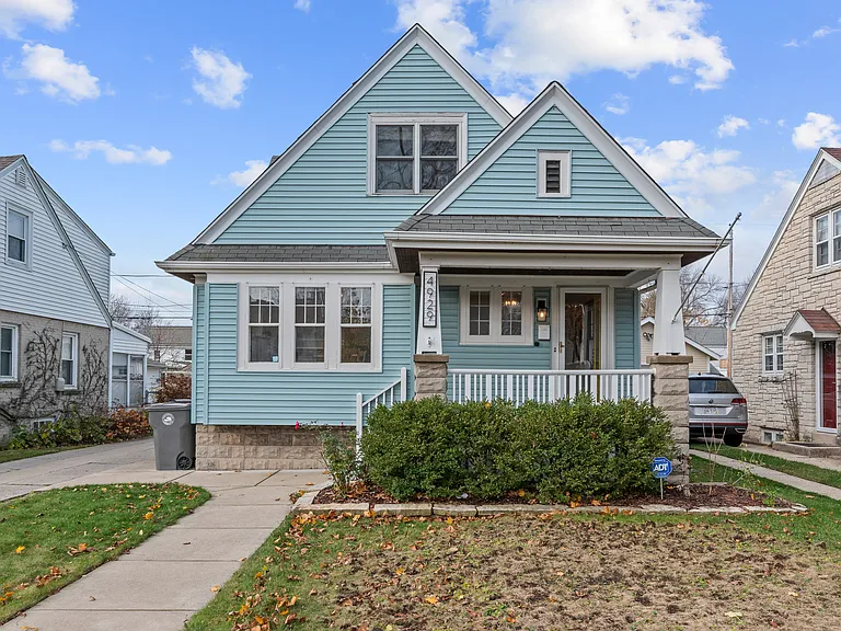4929 N Idlewild Ave — Photo 2