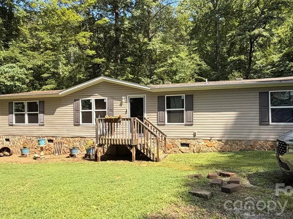 5249 Antler Dr, Iron Station, NC 28080