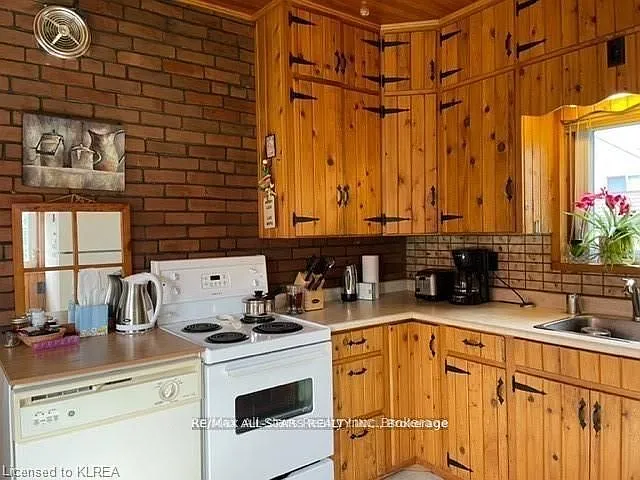 23 Francis St — Photo 7