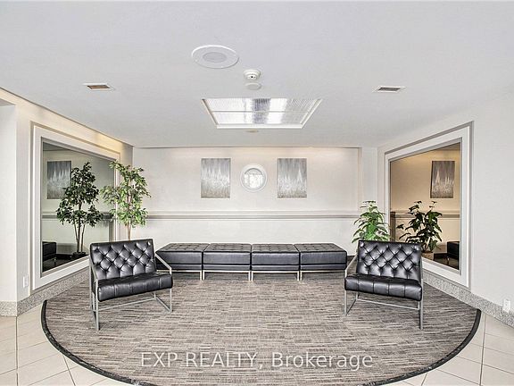 5th image of 915 Elmsmere Rd #706