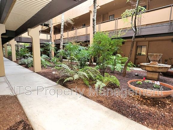 5th image of 200 P St APT B-11