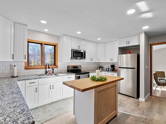 4th image of 1 Burlington Road