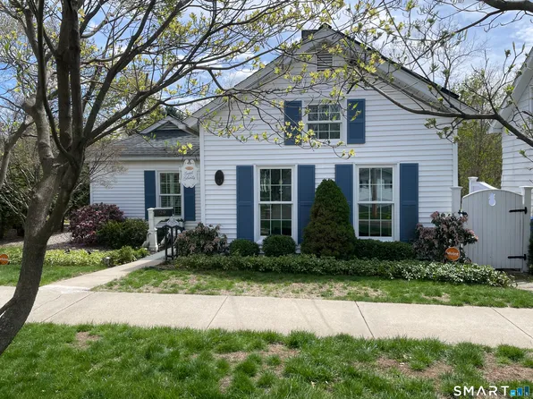 29 Warwick Street, Middletown, CT 06457