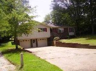 817 3rd Terrace Cir, Pleasant Grove, AL 35127