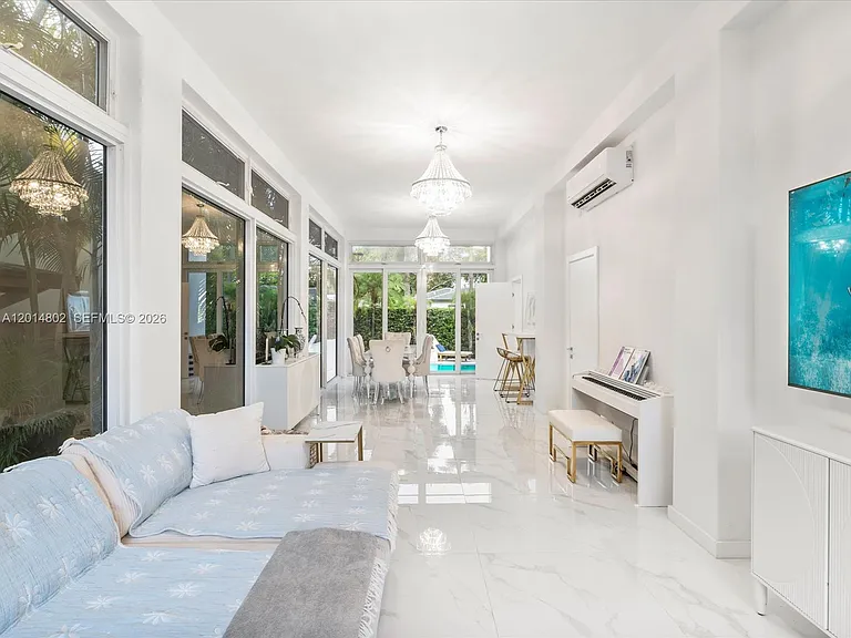 825 SW 23rd Rd — Photo 72