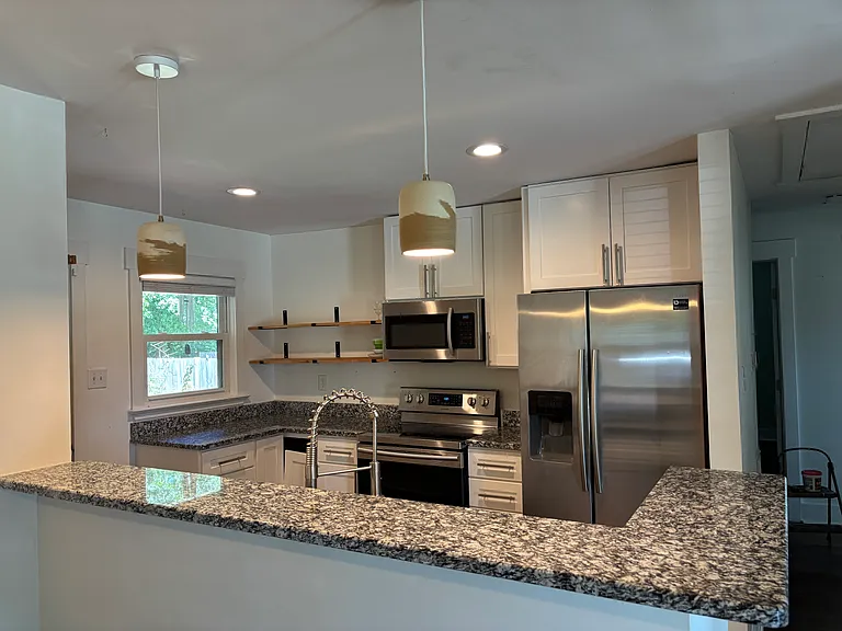 1209 Brighton Rd — Photo 4
