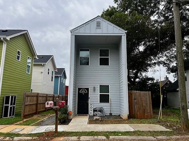 837 Smith St SW #A