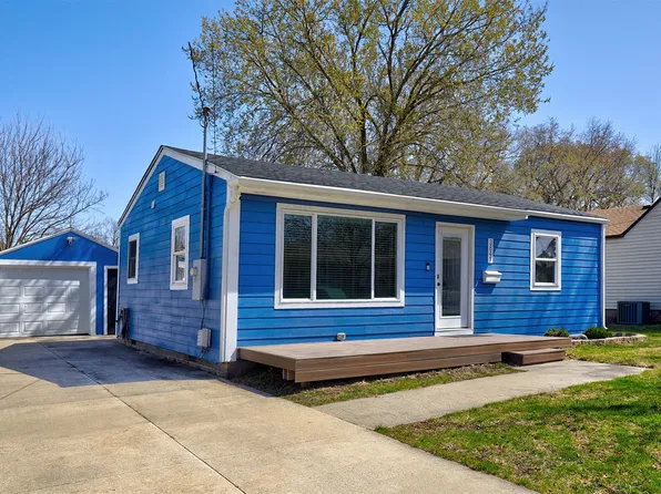 3841 55th St, Des Moines, IA 50310