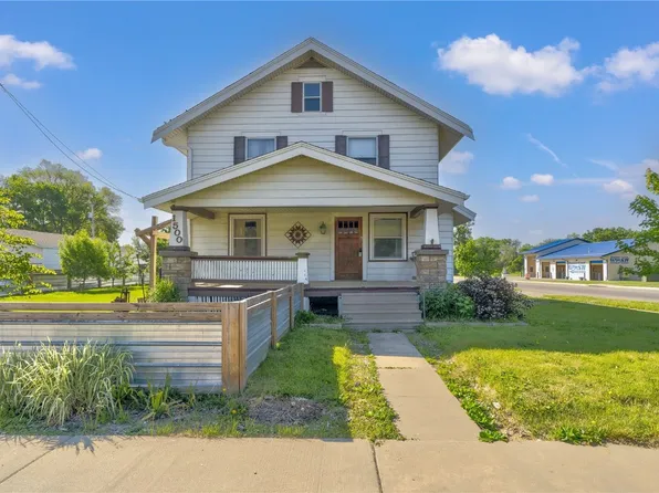 1500 Dows St, Ely, IA 52227